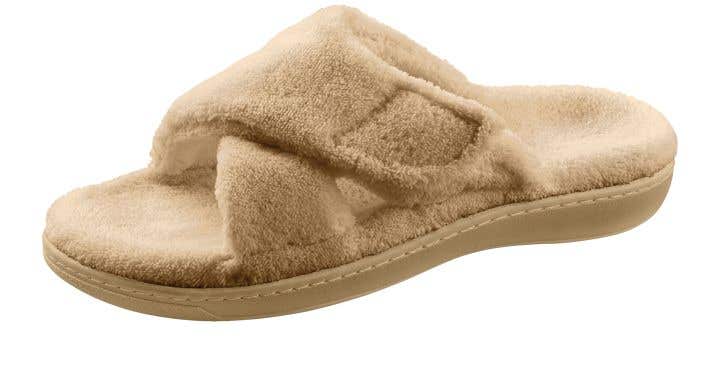 Vionic®WomensRelaxOrthoticSlippers,Pair
